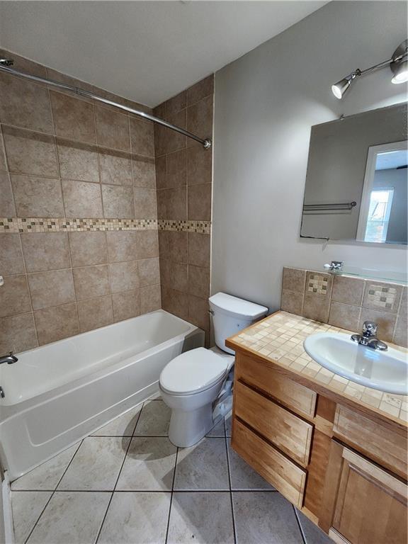 Building Photo - 1565 Springleaf Ct SE