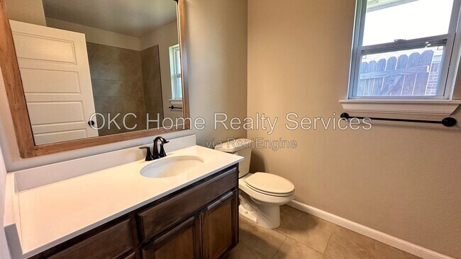 Building Photo - 7724 Windstone Dr