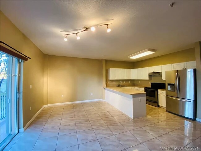 Building Photo - 17350 NW 67th Ave