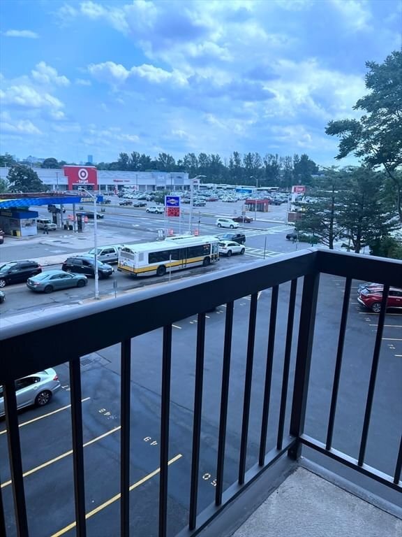 Building Photo - 500 Salem St