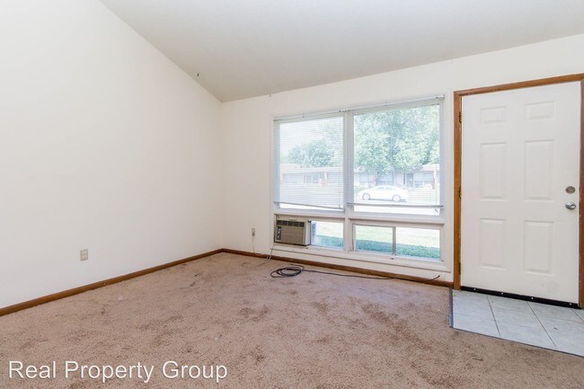Building Photo - 1011 Southpark Dr