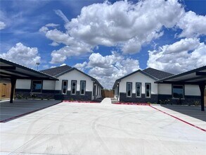 Building Photo - 13 Palmer Rd