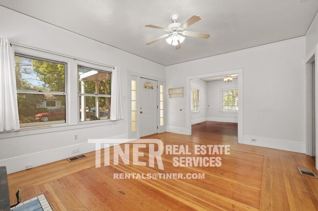 Building Photo - 4201 53rd St