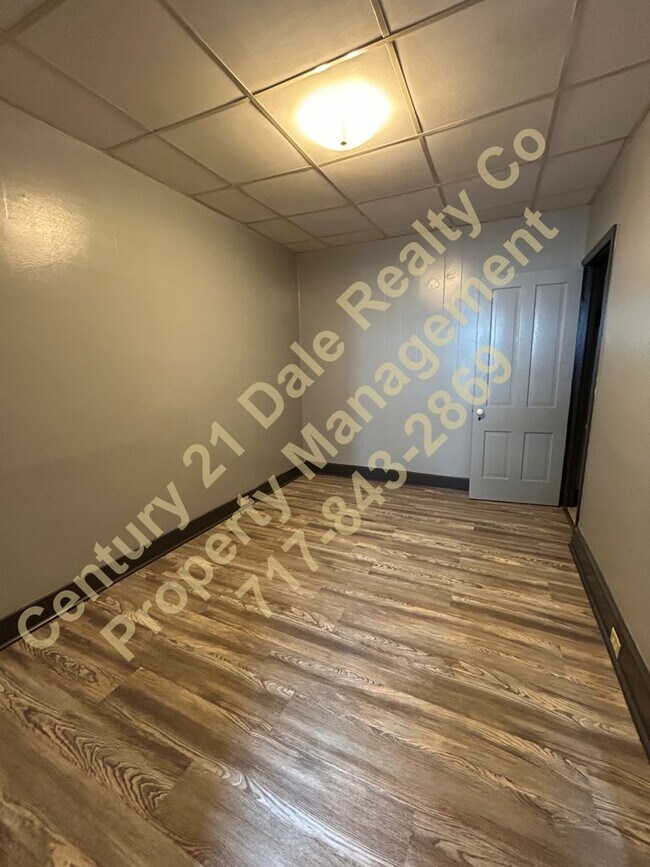 Building Photo - 815 Locust St