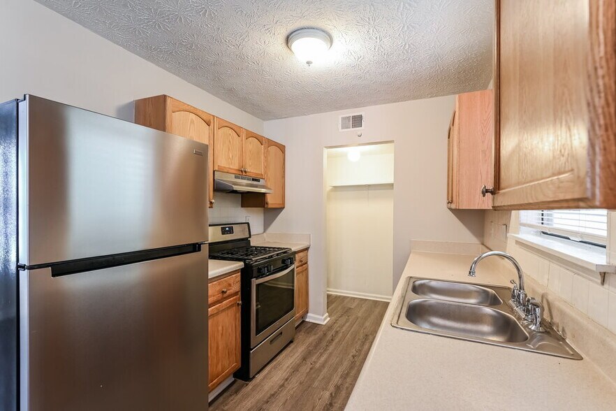 Building Photo - 806 Durham Crossing