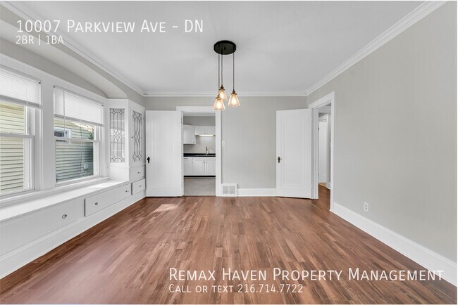 Building Photo - 10007 Parkview Ave