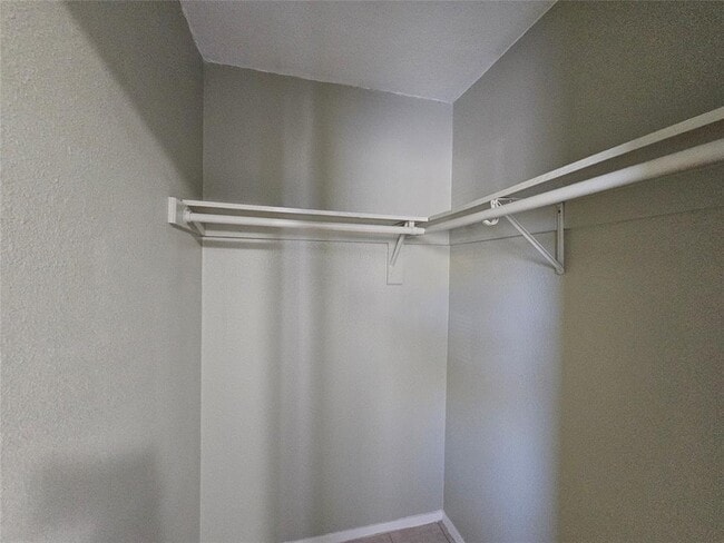 Building Photo - 1305 Bonnie Brae St