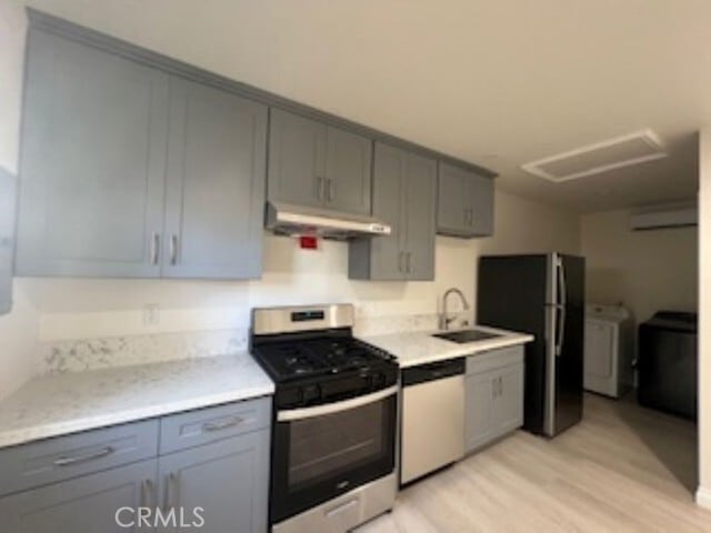 Building Photo - 2426 W St Gertrude Pl