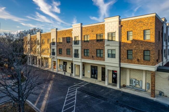 Building Photo - 2920 Martinsville Rd St