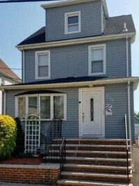 Building Photo - 530 Freeman St
