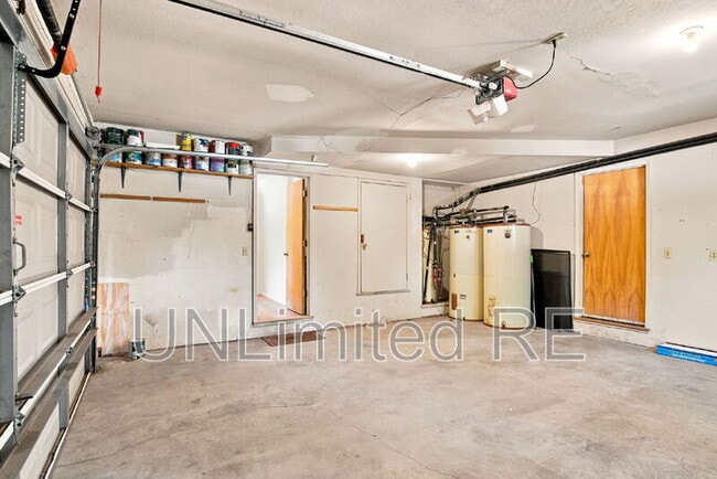 Building Photo - 1410 Inverrary Way