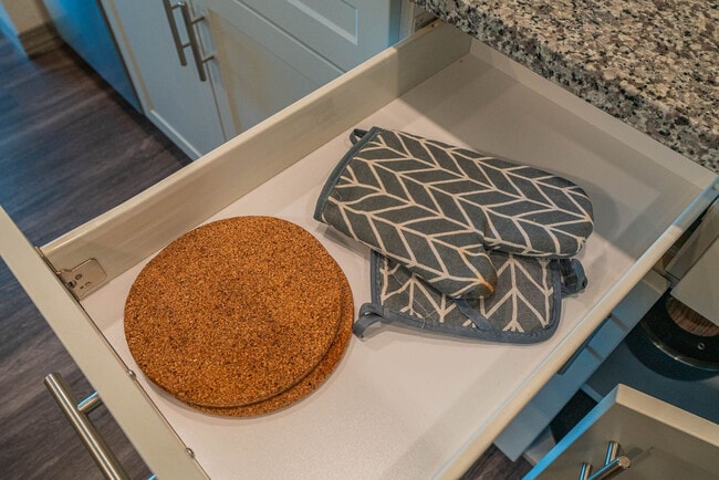 Building Photo - 9600 W Georgia Ave