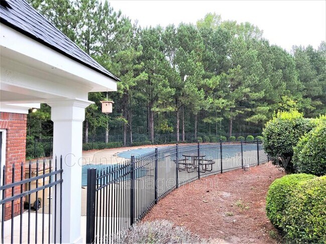 Building Photo - 4870 Tangerine Cir