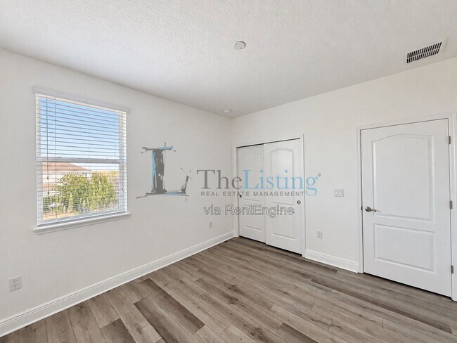 Building Photo - 15813 Sweet Lemon Way
