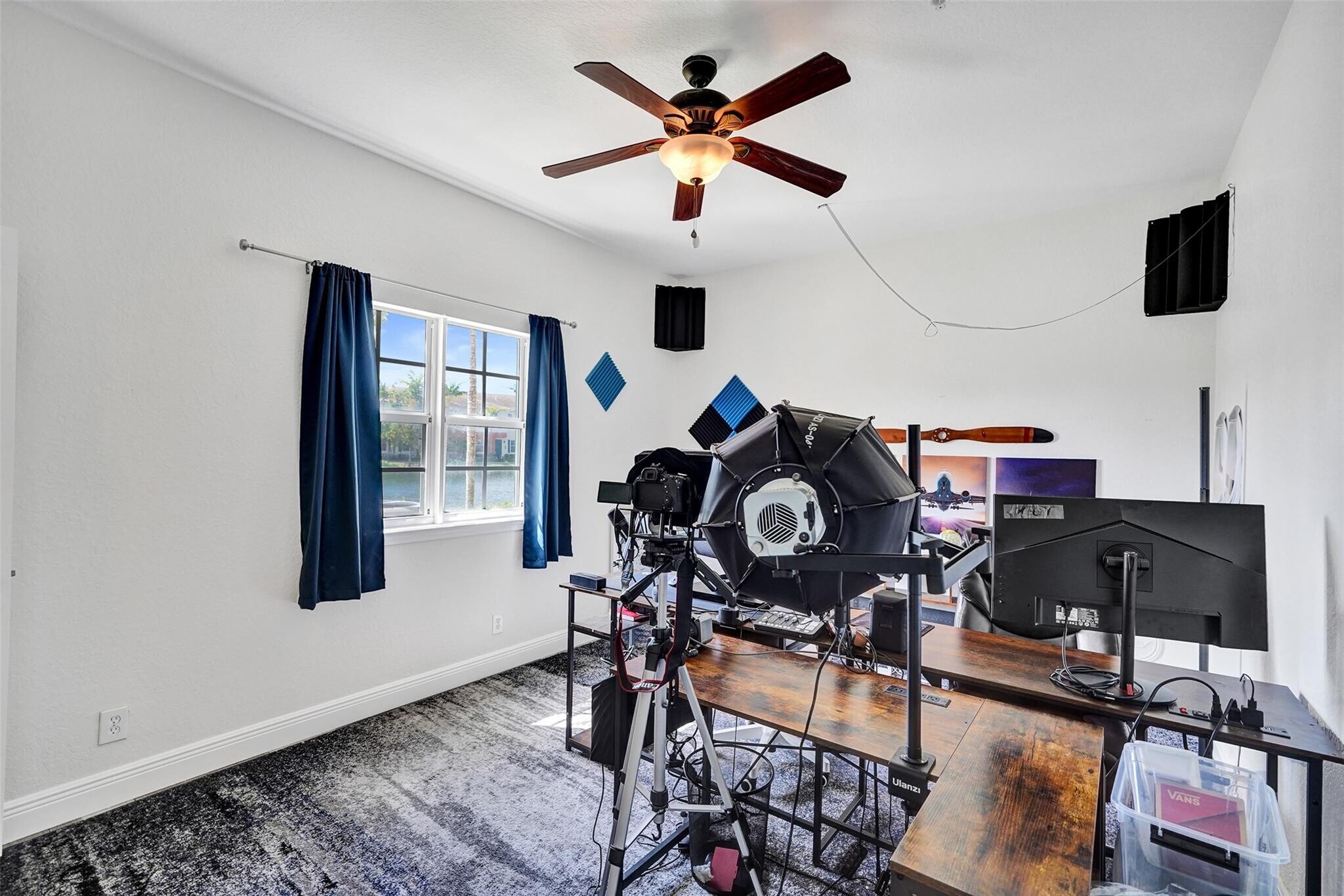 Building Photo - 228-228 SW 6th Ct