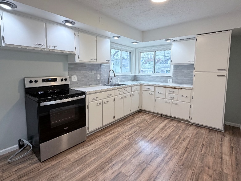 Building Photo - 1014 4th St