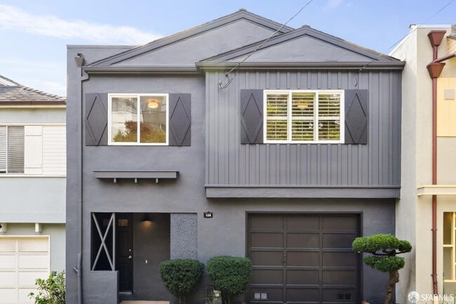 Building Photo - 134 Stanford Heights Ave