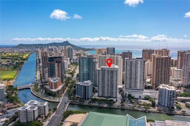 Building Photo - Great Location Awesome View and Amenities | 2-Bed 2-Bath 1-Parking
