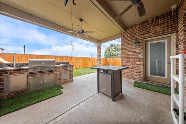 Building Photo - 3306 Benbrook Springs Ln