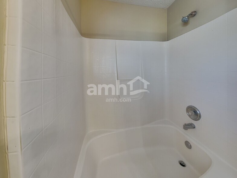 Building Photo - 2259 Ligney Creek Ln