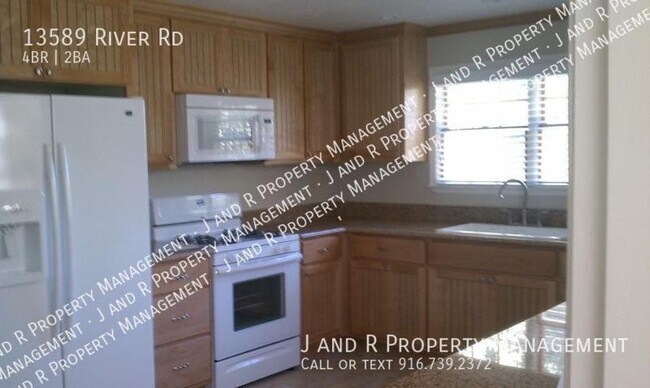 Building Photo - 13589 River Rd