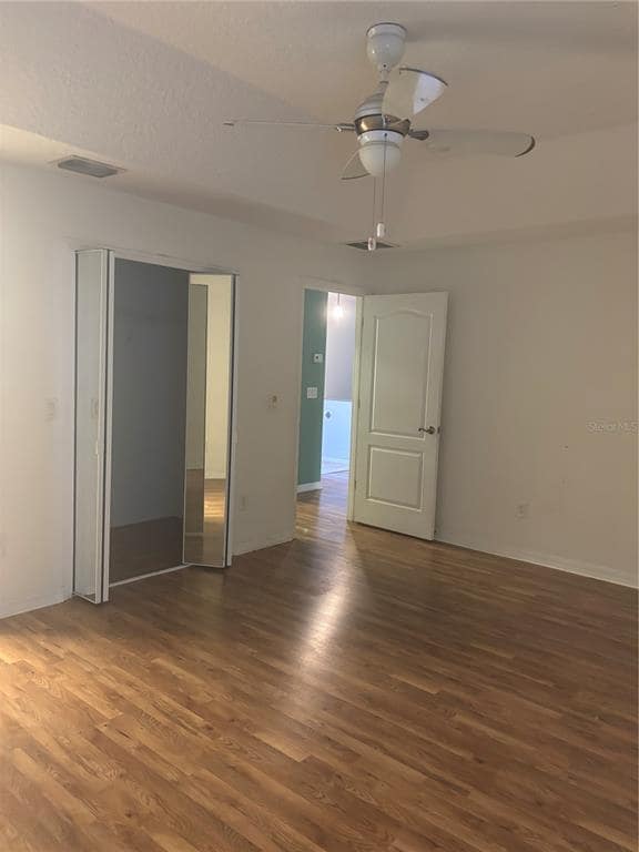 Building Photo - 15 Zorach Pl