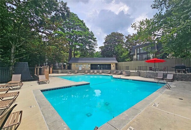 Building Photo - 38 La Rue Pl NW