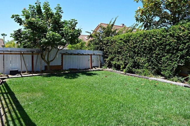 Building Photo - 4BR 3BA Home in Rancho Penasquitos - Open Floor Plan, A/C, Backyard, 2 Car Garage, Poway Valley S...