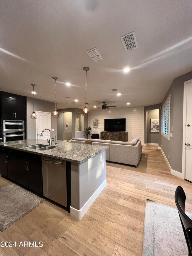 Building Photo - 4160 S Butte Ln