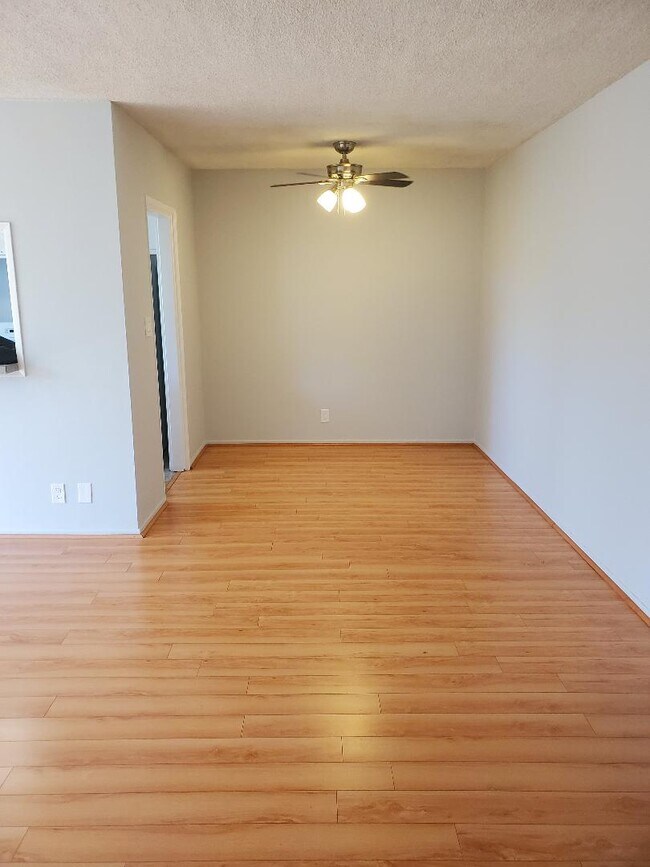 Dining room - 7615 Norton Ave