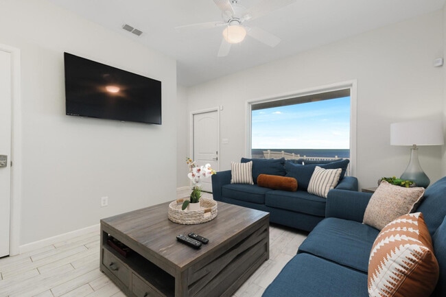 Primary Photo - 204 Las Joyas Blvd