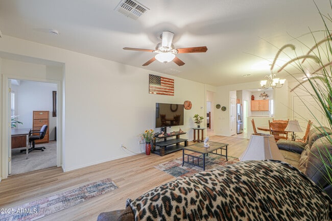 Building Photo - 10806 E Peralta Canyon Dr