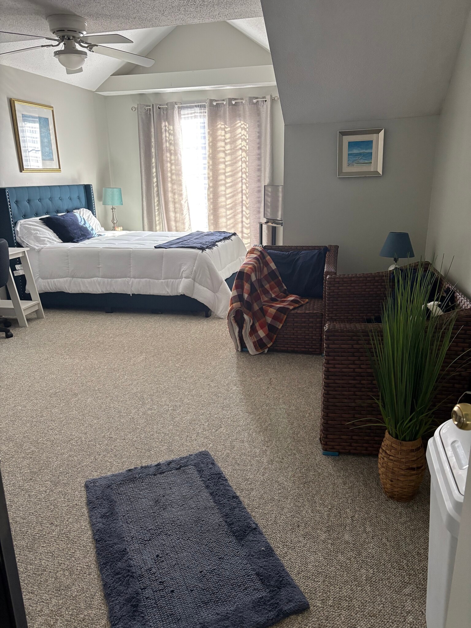 Building Photo - 19 Rose Briar Pl