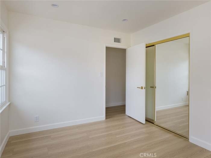 Building Photo - 5244 W 137th Pl