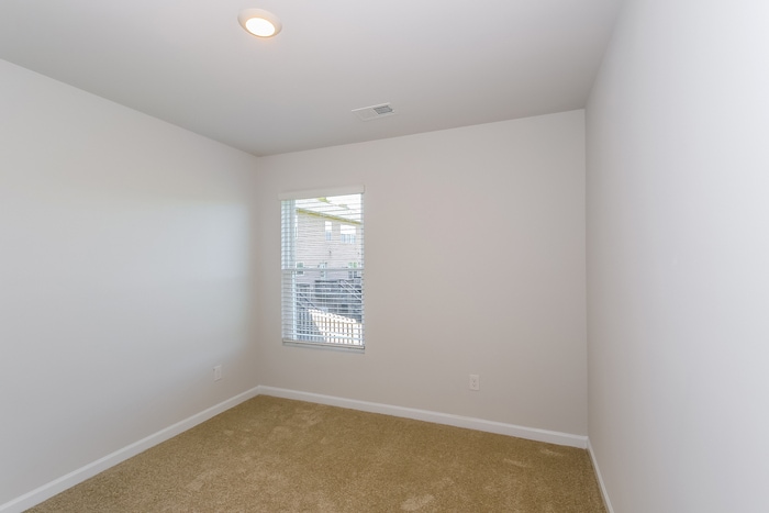 Building Photo - 2027 River Park Ct