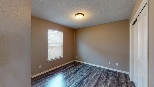 Building Photo - 2608 Tanning Rock