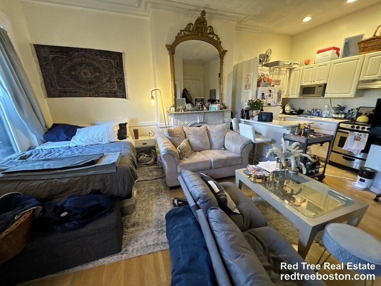 Building Photo - 554 Massachusetts Ave