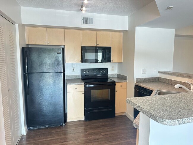 Building Photo - 3679 NW Mediterranean Ln