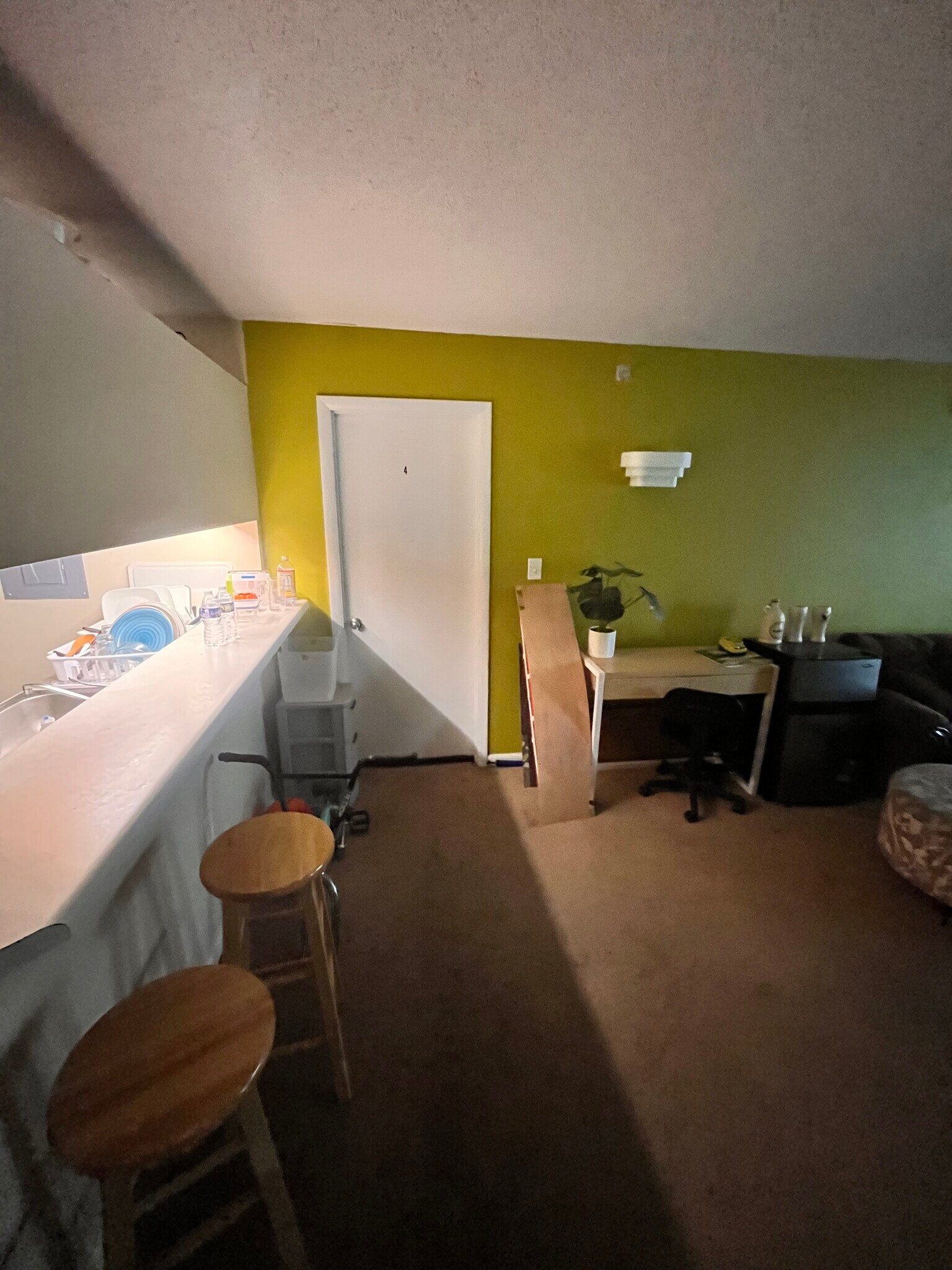 Building Photo - 1410 Collegiate Cir