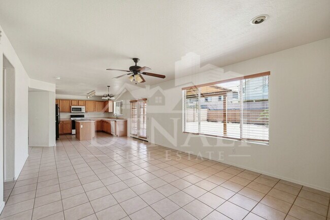 Building Photo - 6107 N 135th Dr