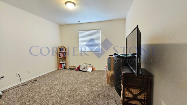 Building Photo - Fantastically Located Home in Boise!