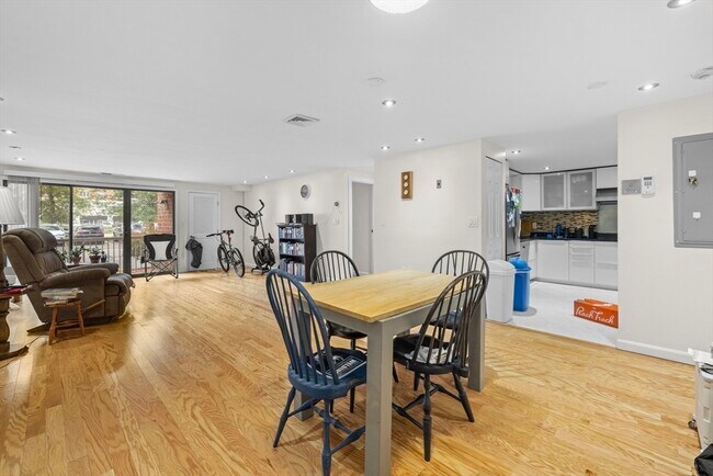 Building Photo - 30 Revere Beach Pkwy