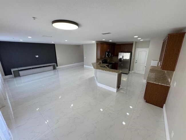 Building Photo - 2091 Bent Grass Ave