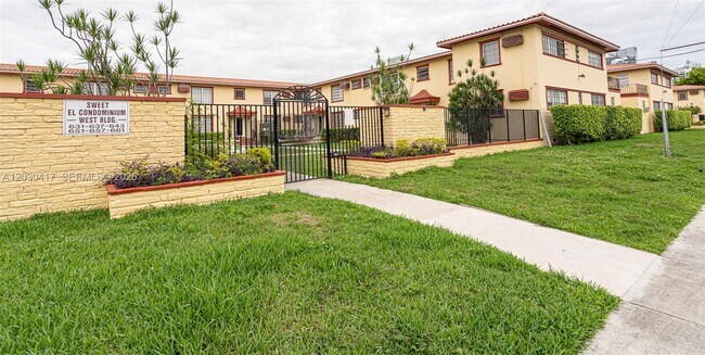 Building Photo - 637 SW 11th St