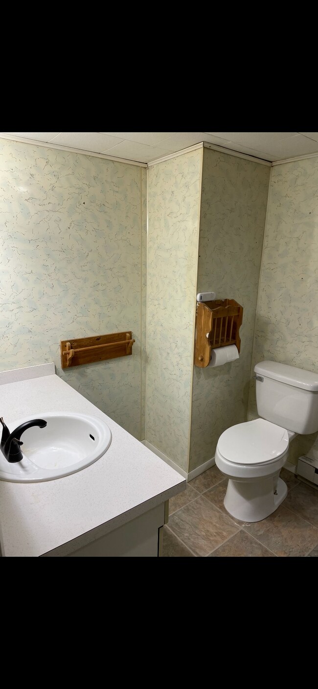 Building Photo - 5157 N Catherine St