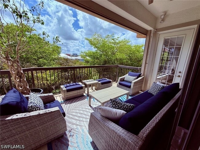 Building Photo - 705 10th St S