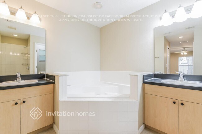 Building Photo - 620 Bluebill Ct