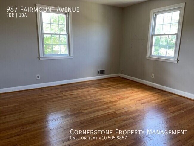 Building Photo - 987 Fairmount Ave