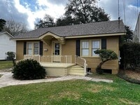 Building Photo - Two bedroom, One Bathroom , near UL