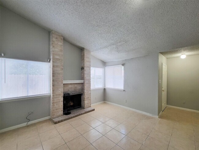 Building Photo - 17706 Glenhagen Ct